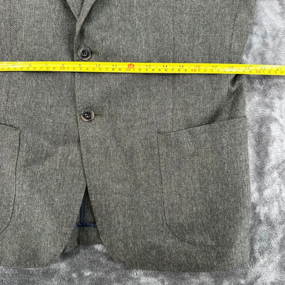 Jos. A. Bank 42 Short Tailored Fit Grey Herringbone 100% Wool Sport Coat Blazer